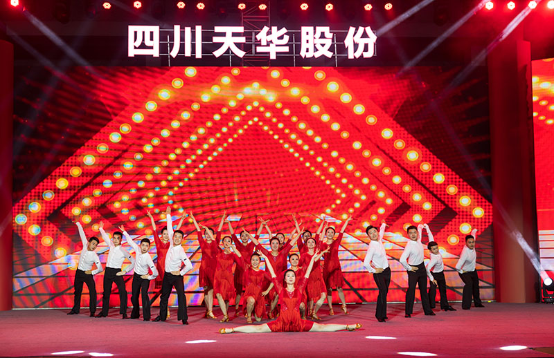 05排舞：动感威廉希尔.jpg