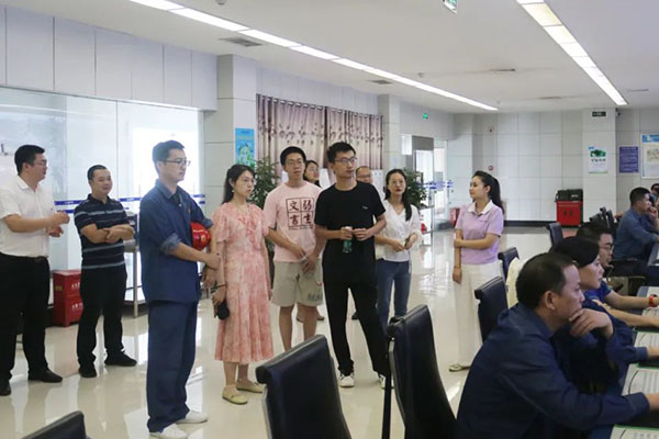 清华大学暑期实践团到威廉希尔旅行